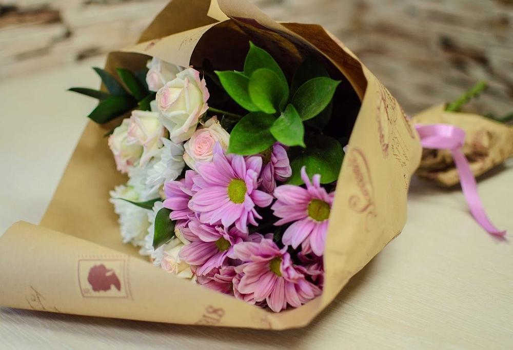 Букет цветов из: Розы и Хризантемы в Бузиновской