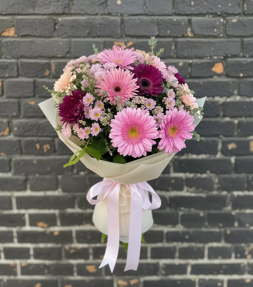 Букет цветов из: Герберы и Хризантемы в Бузиновской