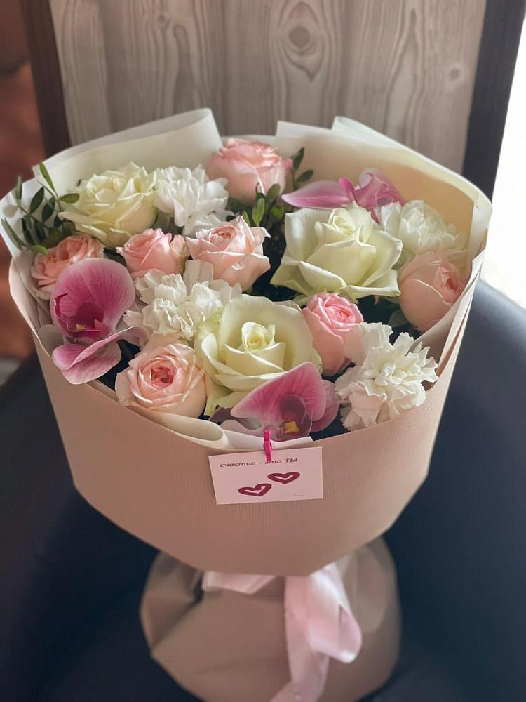 Букет цветов из: Орхидеи, Розы и Гвоздики в Бузиновской