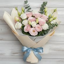 Букет цветов из:  Лизиантусы #REPLACE_PRED# Бузиновской