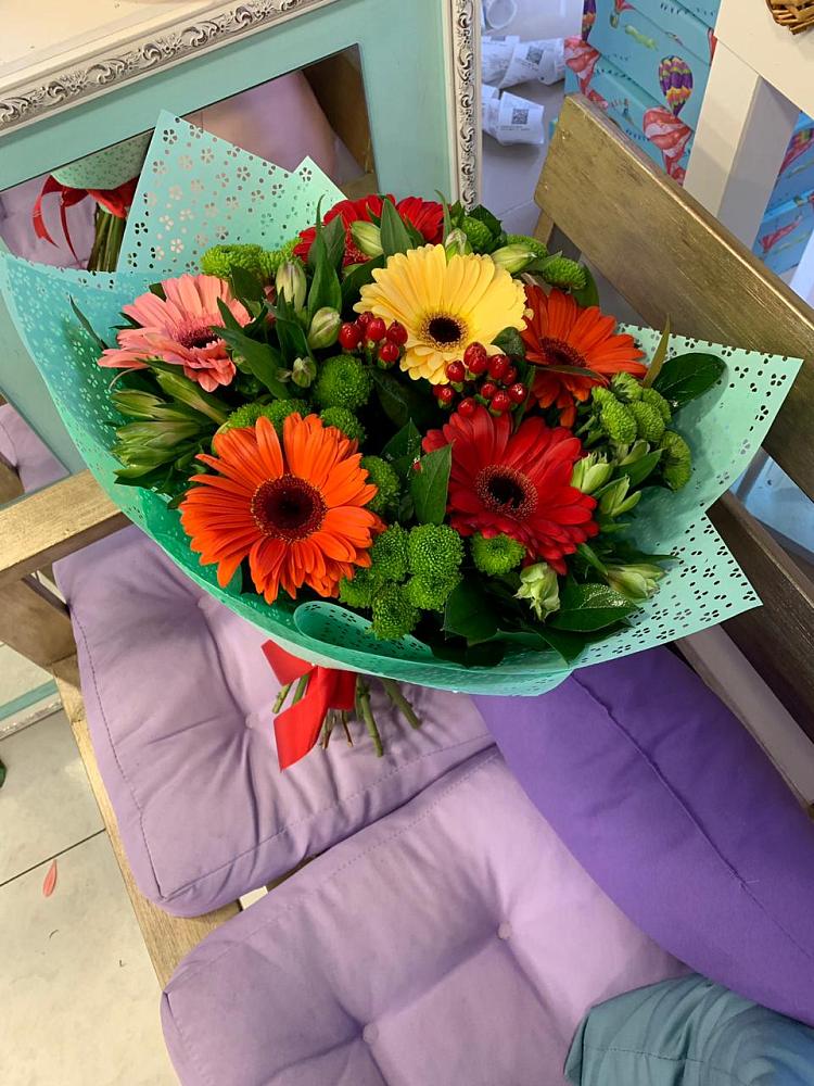 Букет цветов из: Герберы, Хризантемы и Альстромерии в Бузиновской