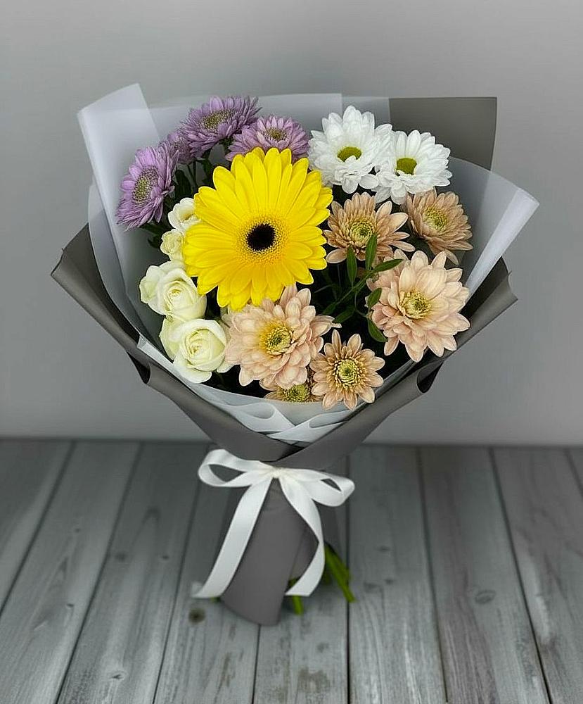 Букет цветов из: Розы, Герберы и Хризантемы в Бузиновской