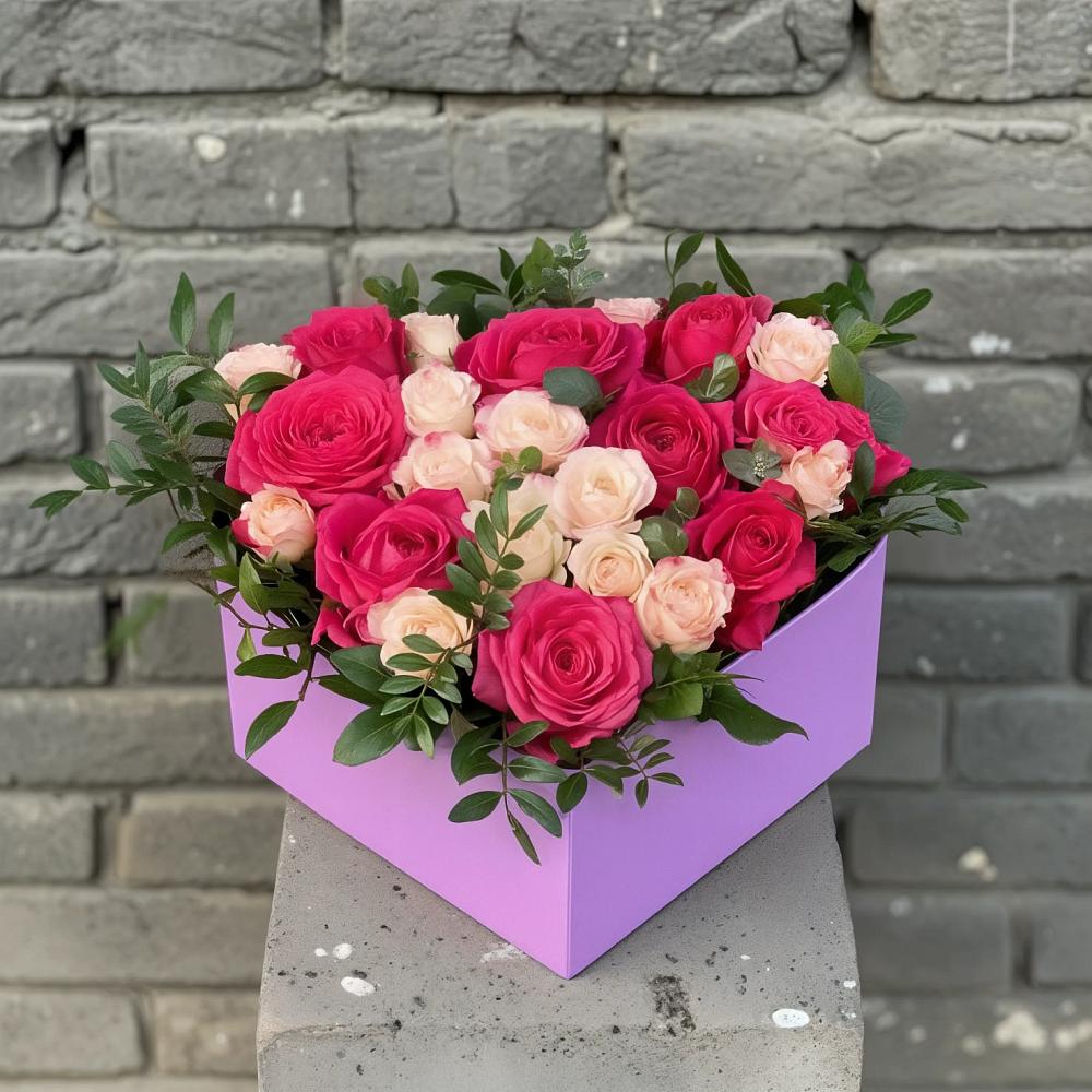 Цветочная композиция из Розы в коробке в Бузиновской