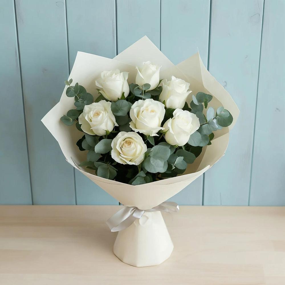 Букет Белые розы в Эвкалипте в Бузиновской
