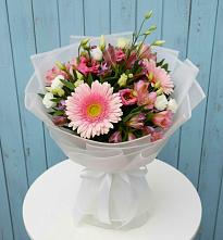Букет цветов из:  Герберы, Альстромерии и Лизиантусы #REPLACE_PRED# Бузиновской