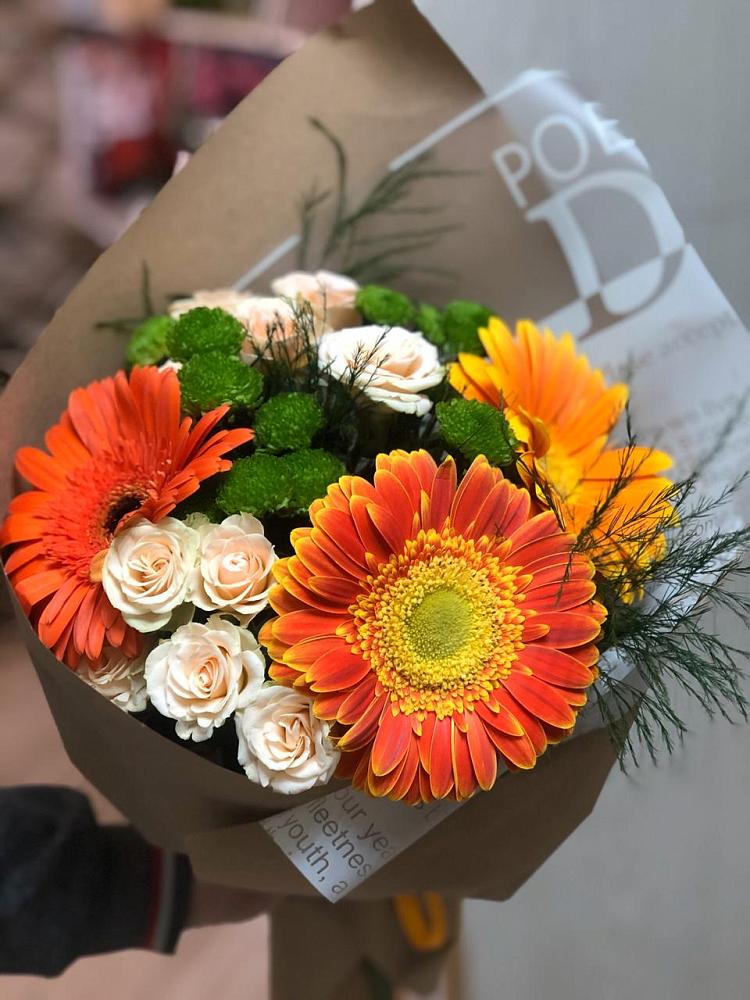 Букет цветов из: Герберы, Хризантемы и Розы в Бузиновской