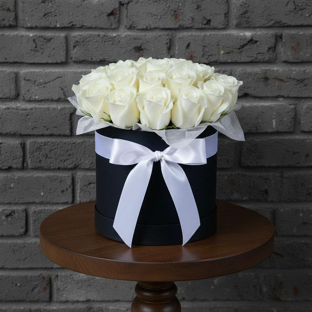 Цветочная композиция из Розы в шляпной коробке в Бузиновской