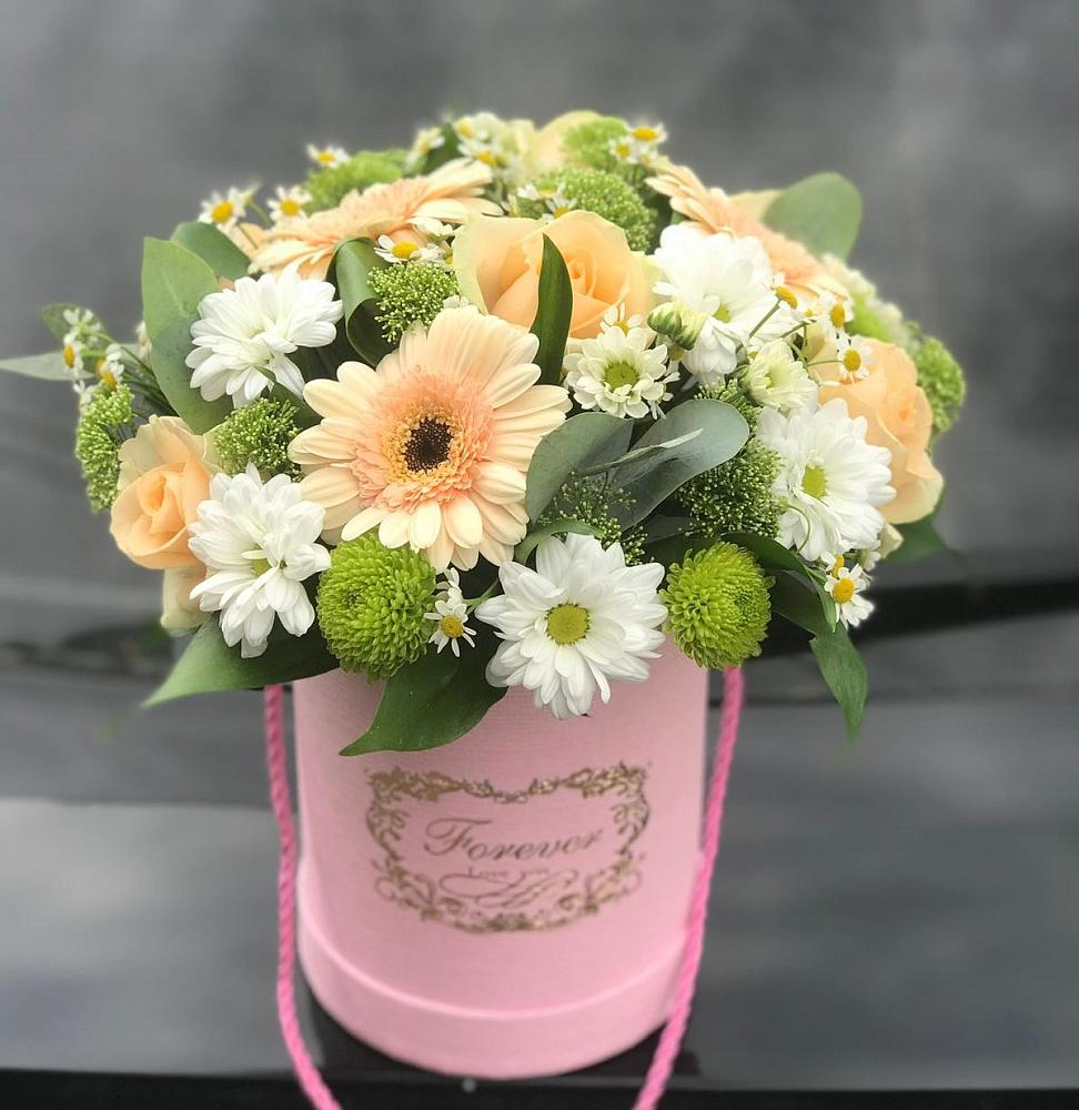 Цветочная композиция из Розы, Герберы и Хризантемы в шляпной коробке в Бузиновской