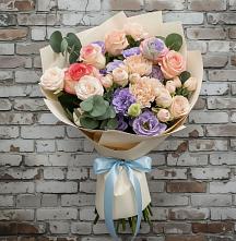 Букет цветов из:  Розы, Лизиантусы и Гвоздики в Бузиновской