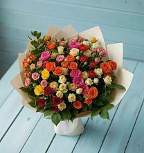 Букет Микс из разноцветных кустовых роз в Бузиновской