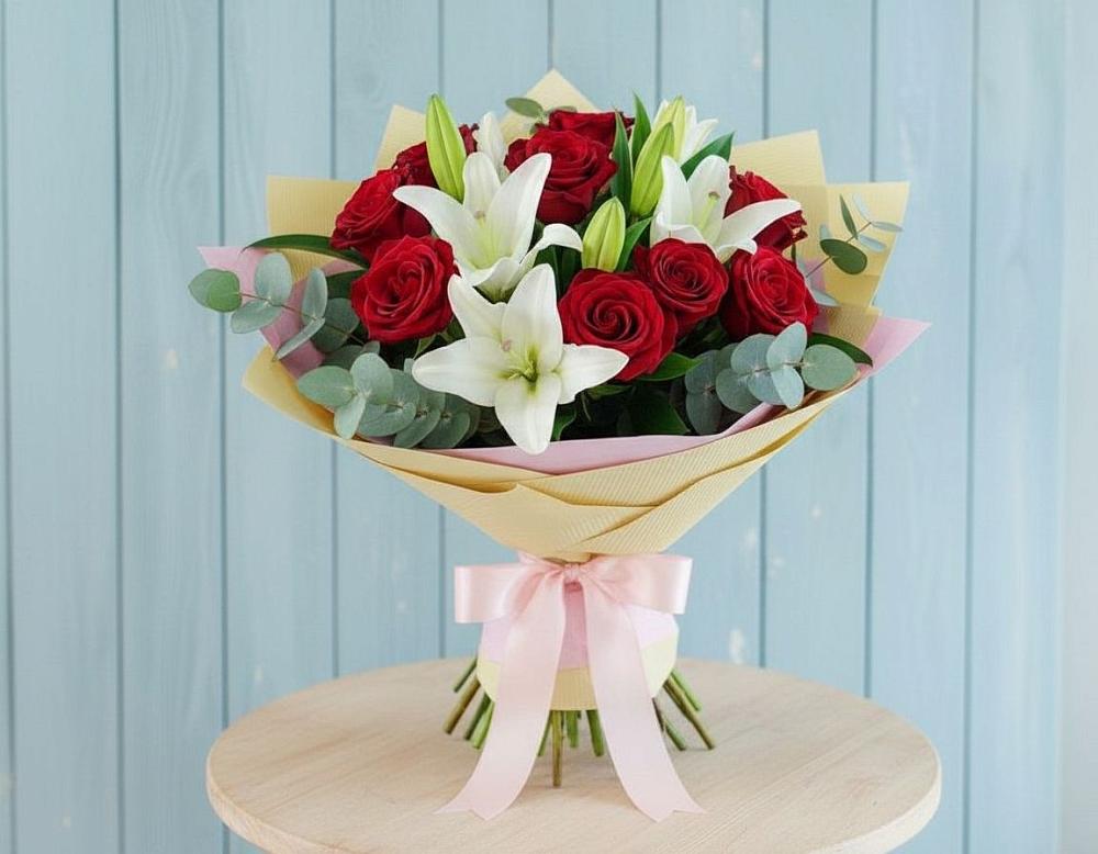 Букет цветов из: Лилии и Розы в Бузиновской